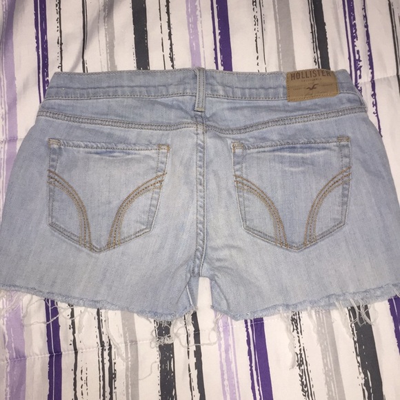 Hollister Jean Shorts - Picture 4 of 4